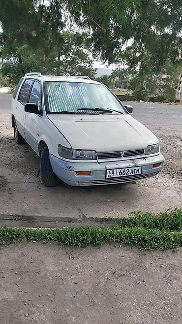 geely coolray 2025: Mitsubishi Space Wagon: 1993 г., 2 л, Механика, Бензин, Универсал — 1