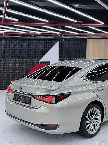 bmv 5: Lexus ES: 2019 г., 2.5 л, Вариатор, Бензин, Седан — 7