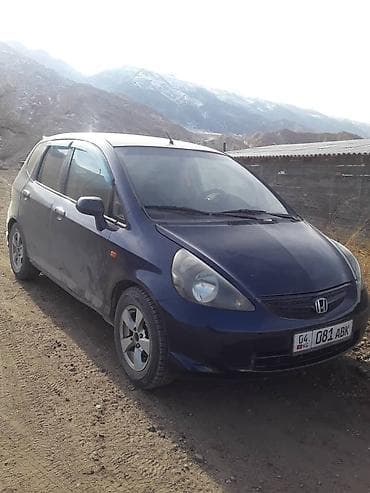 Honda Jazz: 2002 г., 1.3 л, Механика, Бензин, Седан