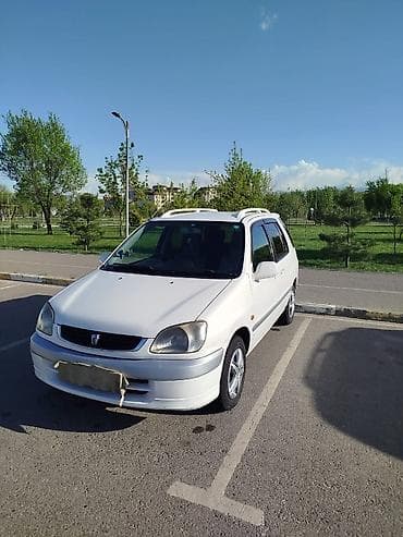 bud машина: Toyota Raum: 2000 г., Автомат, Бензин — 4