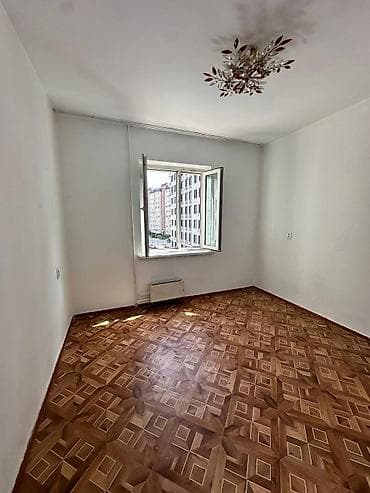 Квартиры: 3 комнаты, 65 м², 106 серия, 5 этаж, Старый ремонт — 4