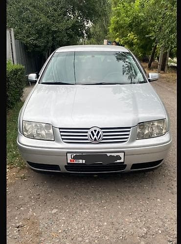 Volkswagen Bora: 2001 г., 2 л, Автомат, Бензин, Седан