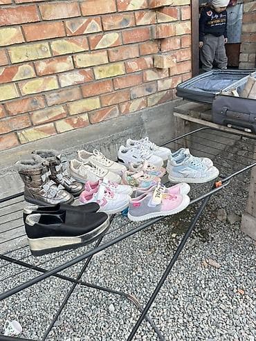 палаццо брюки: Подборка детской и подростковой обуви (несколько пар): - — 2