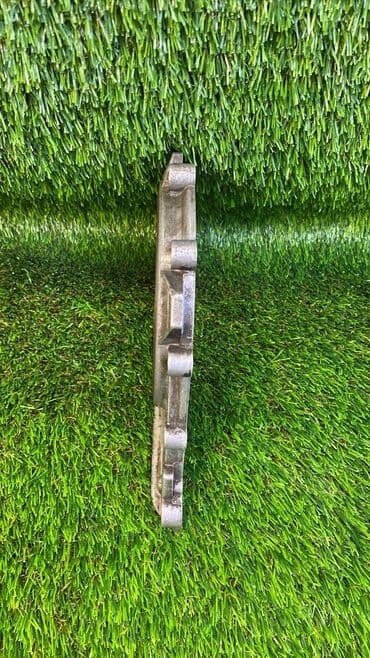 м6: . ЗАДНЯЯ УПЛОТНИТЕЛЬНАЯ КРЫШКА ДВИГАТЕЛЯ. То, что вы видите на — 3