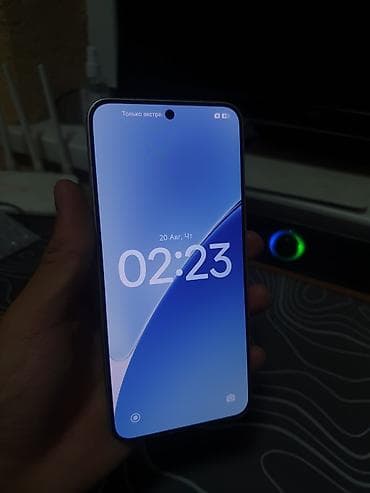 apple studio display: Xiaomi, 15, Б/у, 256 ГБ, цвет - Белый, 2 SIM, eSIM — 5