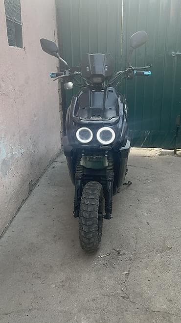 ali osman: Продаю скутер танк с документами, вложение крыло, защитные дуги всё — 1