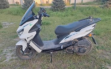 super soco ts: Тип скутера 50 куб. см, Бензин — 2