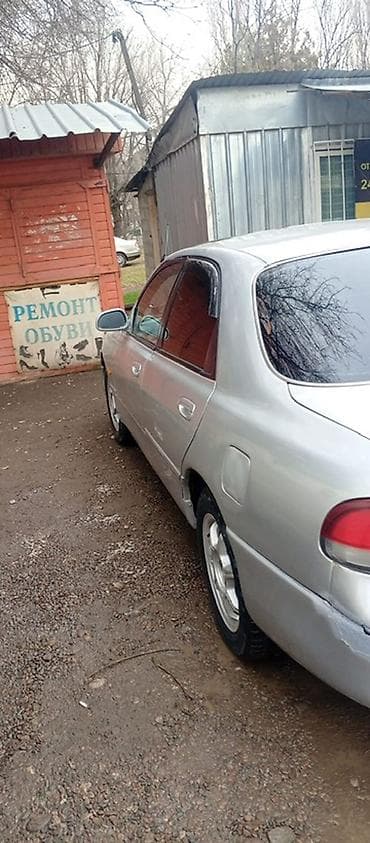 задний стоп мазда 323: Mazda Cronos: 1993 г., 1.8 л, Механика, Бензин, Седан — 5