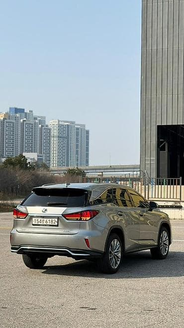 Lexus: Lexus RX: 2021 г., 3.5 л, Автомат, Гибрид, Кроссовер — 4