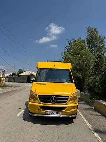 фаркопы спринтер: Эвакуатор, Mercedes-Benz, 2007 г., Ломаная — 1