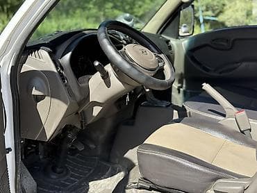 грузой: Hyundai Porter: 2019 г., 2.5 л, Автомат, Дизель, Пикап — 9