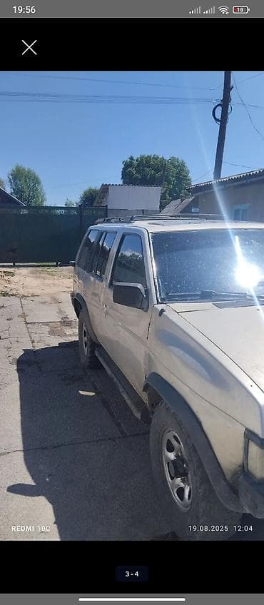 водный мото: Nissan Pathfinder: 1995 г., 3 л, Механика, Бензин, Внедорожник — 2