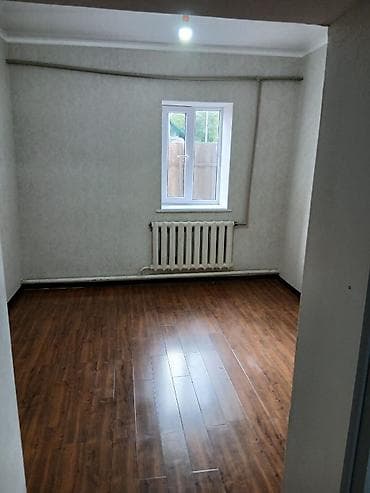 70000: Срочно продаю дом 3-комн+кух+санузел Участок 2,5- сотки Район — 5