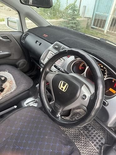 хонда а шербы: Honda Fit Aria: 2005 г., 1.5 л, Автомат, Хэтчбэк — 9