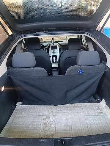 spark 2012: Chevrolet Volt: 2011 г., 1.4 л, Автомат, Гибрид, Лифтбек — 9
