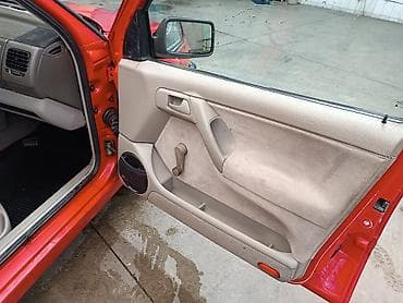 вента машына: Volkswagen Vento: 1992 г., 2 л, Механика, Бензин, Седан — 8