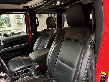 требуется вложения: Jeep Wrangler: 2021 г., 2 л, Автомат, Бензин, Внедорожник — 7