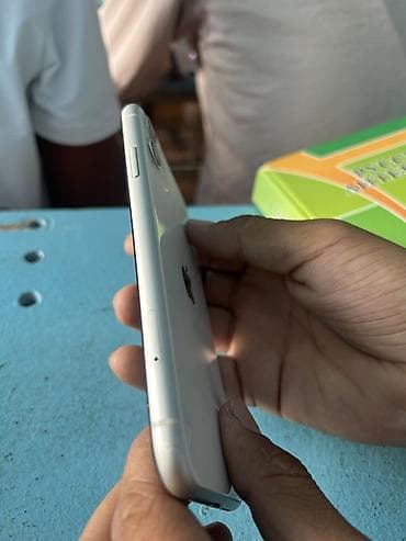 видео дрон: IPhone 11, 128 ГБ, Белый — 3