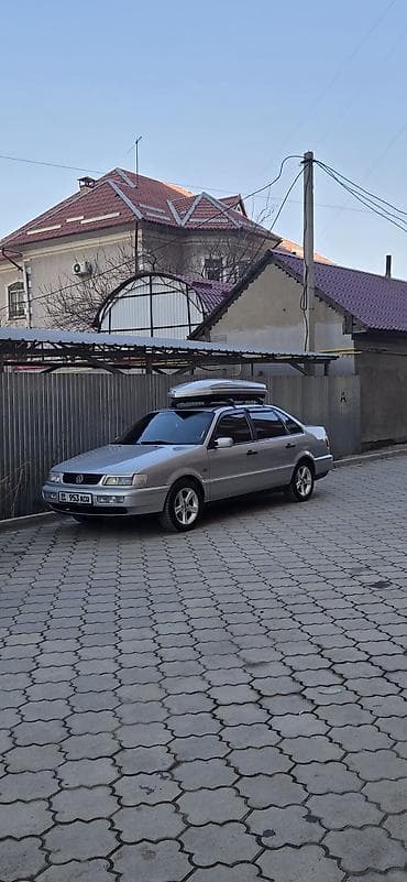 transporter multivan: Volkswagen Passat: 1994 г., 1.8 л, Механика, Бензин, Седан — 1