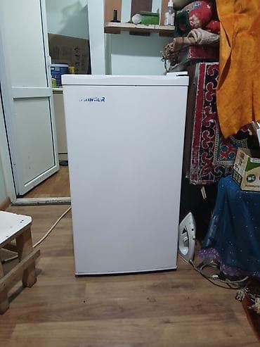 deepcool pf: Компактный однокамерный холодильник с морозильной полкой — 1