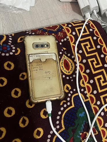 samsung c7: Samsung Galaxy S10e, Б/у, 128 ГБ, цвет - Белый, 2 SIM — 6