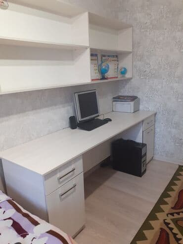 письменные столы для двоих: Рабочая зона для двух учеников. Письменный стол с тумбами по бокам и — 4