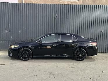 275 70 22 5: Toyota Camry: 2018 г., 2.5 л — 4
