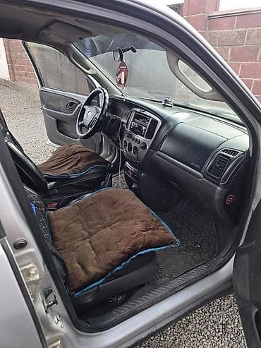 ford mondeo 1994: Mazda Tribute: 2004 г., 2 л, Ручные, Бензин, Хэтчбэк — 3