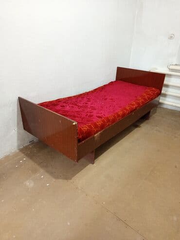 Кровать б.у