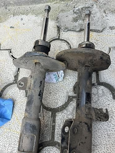 gas: Передний амортизатор Toyota Б/у, Оригинал, Япония — 2