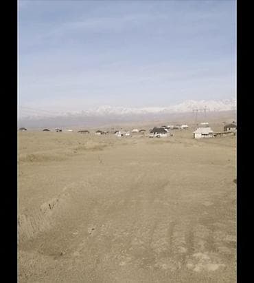 ак бата ж м: 6 соток, Курулуш — 1