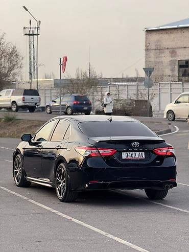 nisan leaf: Toyota Camry: 2019 г., 2.5 л, Автомат, Бензин, Седан — 6
