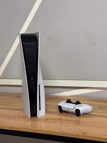 pro про: Срочно продаю!!PlayStation fat 5 (версия с дисководом) + геймпад — 1