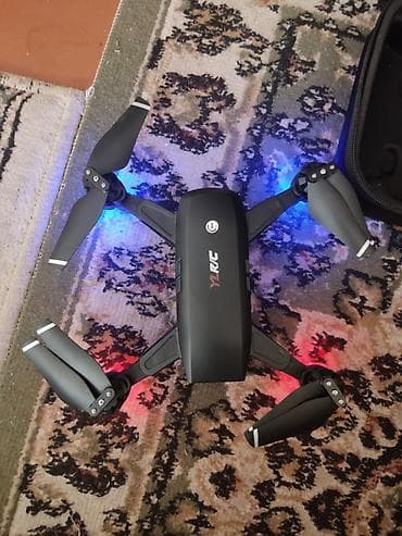 dji goggles 3: Квадрокоптер YLR/C складной с подсветкой и пультом ✅ Камера 1080P HD ✅ — 2