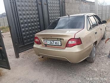 sg 9: Daewoo Nexia: 2009 г., Механика, Бензин, Седан — 3