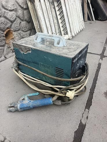 Сварочный аппарат, Ручная дуговая сварка