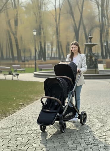 Коляска, цвет - Черный, Б/у at lalafo.kg Коляска, цвет - Черный, Б/у