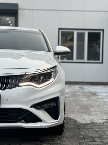 Продажа авто: Kia K5: 2018 г., 2 л, Автомат, Газ, Седан — 5