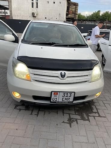 тойота виста: Toyota Ist: 2002 г., 1.5 л, Автомат, Бензин, Хэтчбэк — 2