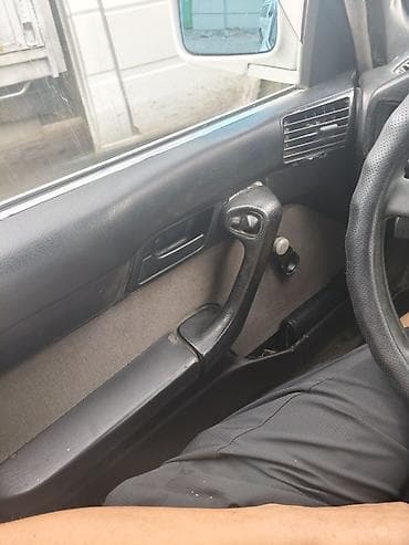 210 дерево: BMW 5 series: 1989 г., 2.5 л, Механика, Бензин, Седан — 6