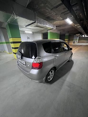subaru outback xt: Honda Fit: 2004 г., 1.3 л, Автомат, Бензин, Хэтчбэк — 1