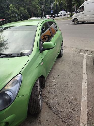 Унаа сатуу: Hyundai i20: 2010 г., 1.4 л, Автомат, Бензин, Хетчбек — 6