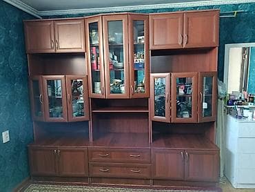 Мебель: Стенка-шкаф, Тип стенки-шкафа: Модульная, Для зала, Особенности: С отделением под телевизор — 1