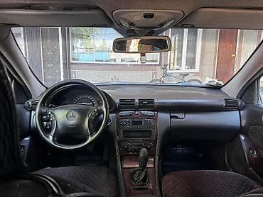 глушител bmw: Mercedes-Benz C-Class: 2000 г., 2 л, Механика, Бензин, Седан — 2