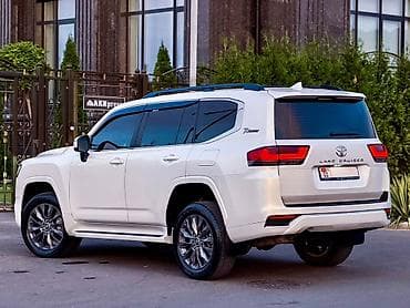 грязивая резина: Toyota Land Cruiser: 2023 г., 3.5 л, Автомат, Бензин, Внедорожник — 4
