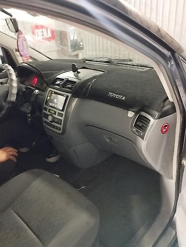 таета авенсиз: Toyota Avensis Verso: 2003 г., 2.4 л, Автомат, Бензин, Универсал — 7