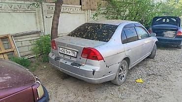 Honda Civic: 2002 г., Седан