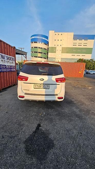 300м крайслер: Kia Carnival: 2019 г., 2.2 л, Автомат, Дизель, Минивэн — 4