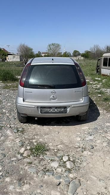 корс: Opel Corsa: 2004 г., 1.2 л, Робот, Бензин, Хэтчбэк — 4