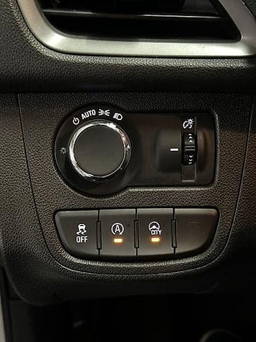 deepal so7: Chevrolet Spark: 2019 г., Бензин, Хэтчбэк — 6